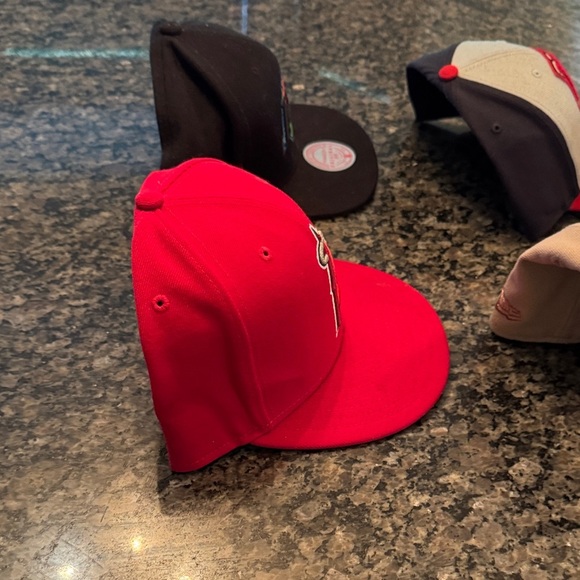 Assorted Sports Team Baseball Caps SnapBack Mitchell & Ness some NWT - Picture 14 of 14